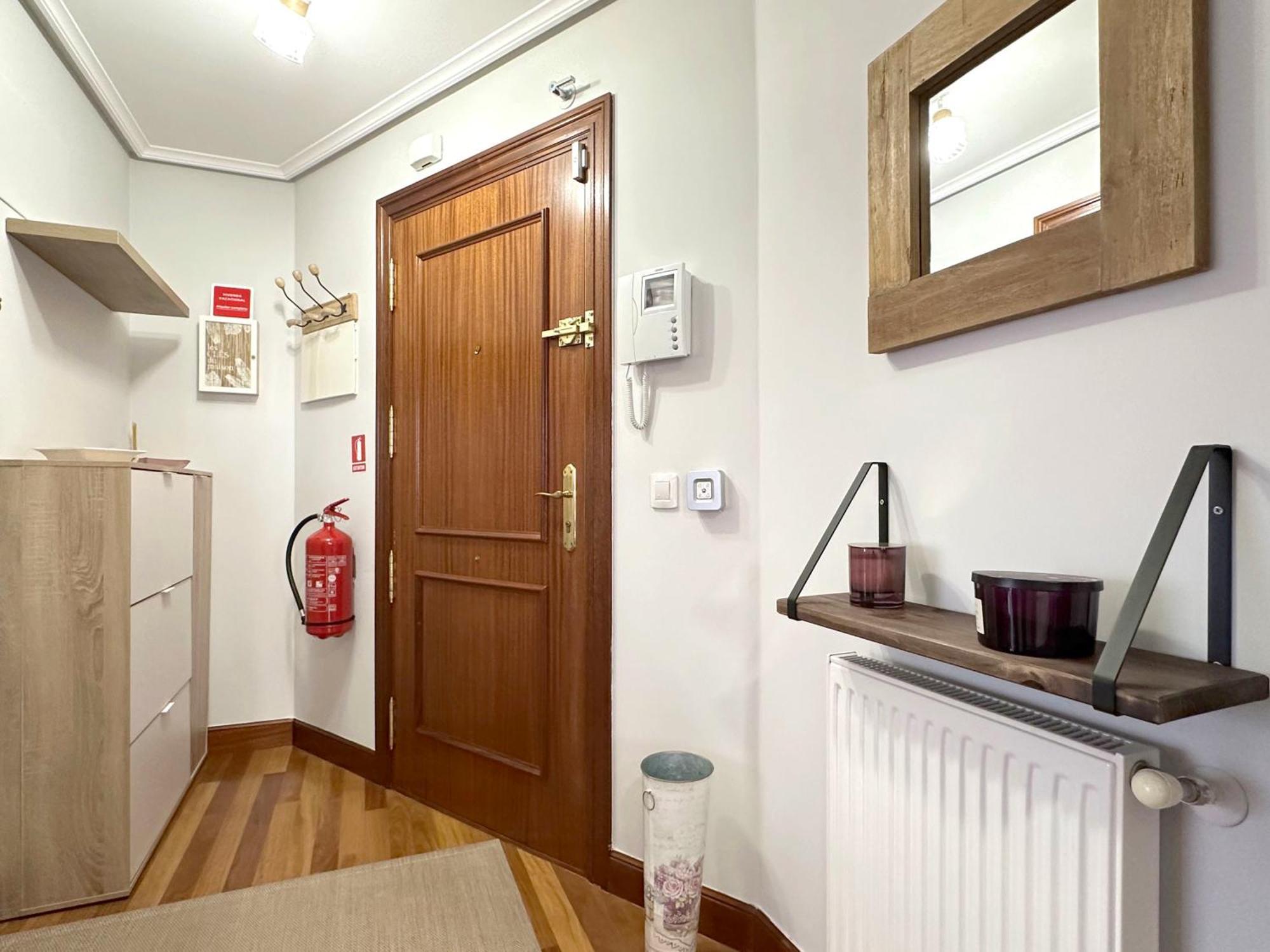 Apartamento Con Gran Terraza En El Centro Apartment Castro Urdiales Bagian luar foto